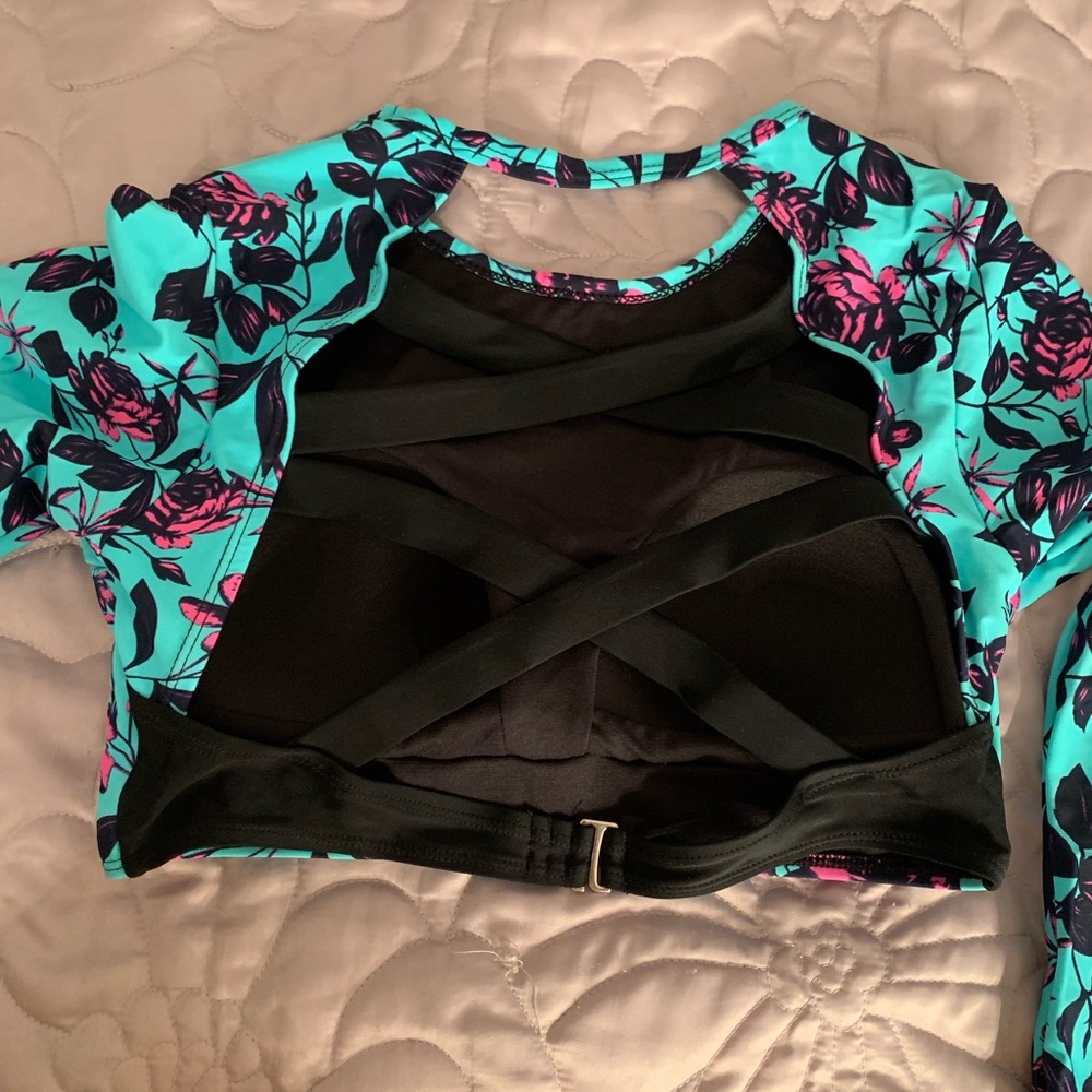 NEW SWIMSUIT - Picture 2 of 2